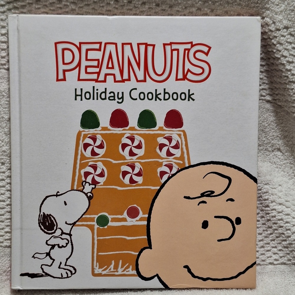 Peanuts Holiday Cookbook – Brand New Hardcover Snoopy Charlie Brown Christmas